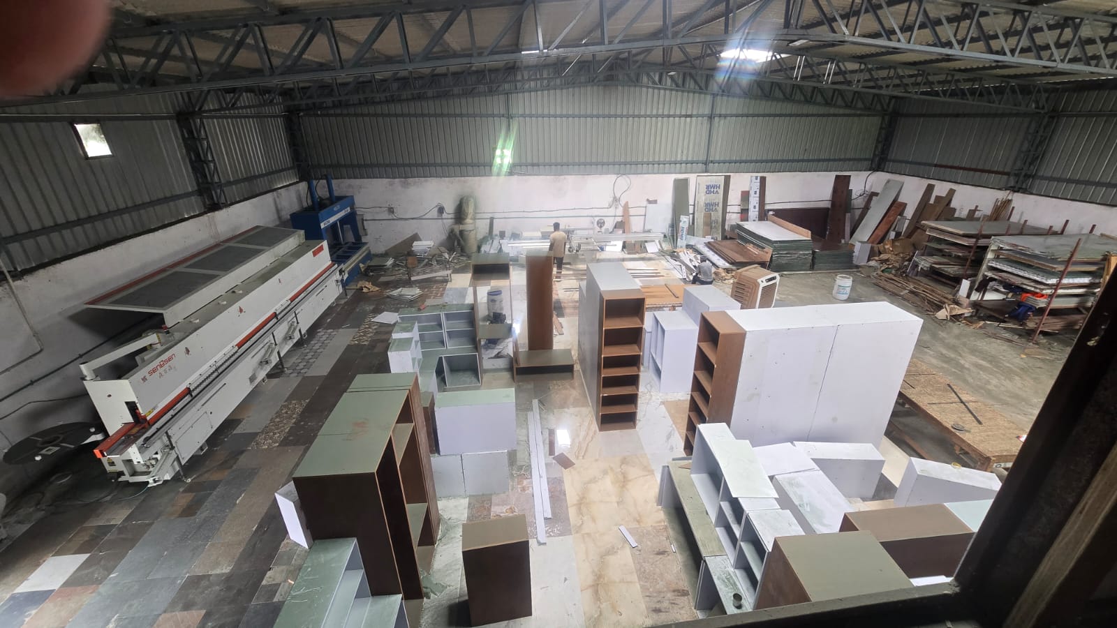 In-house manufacturing floor